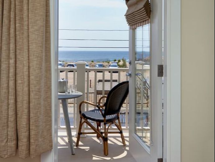 Balcony with oceanview